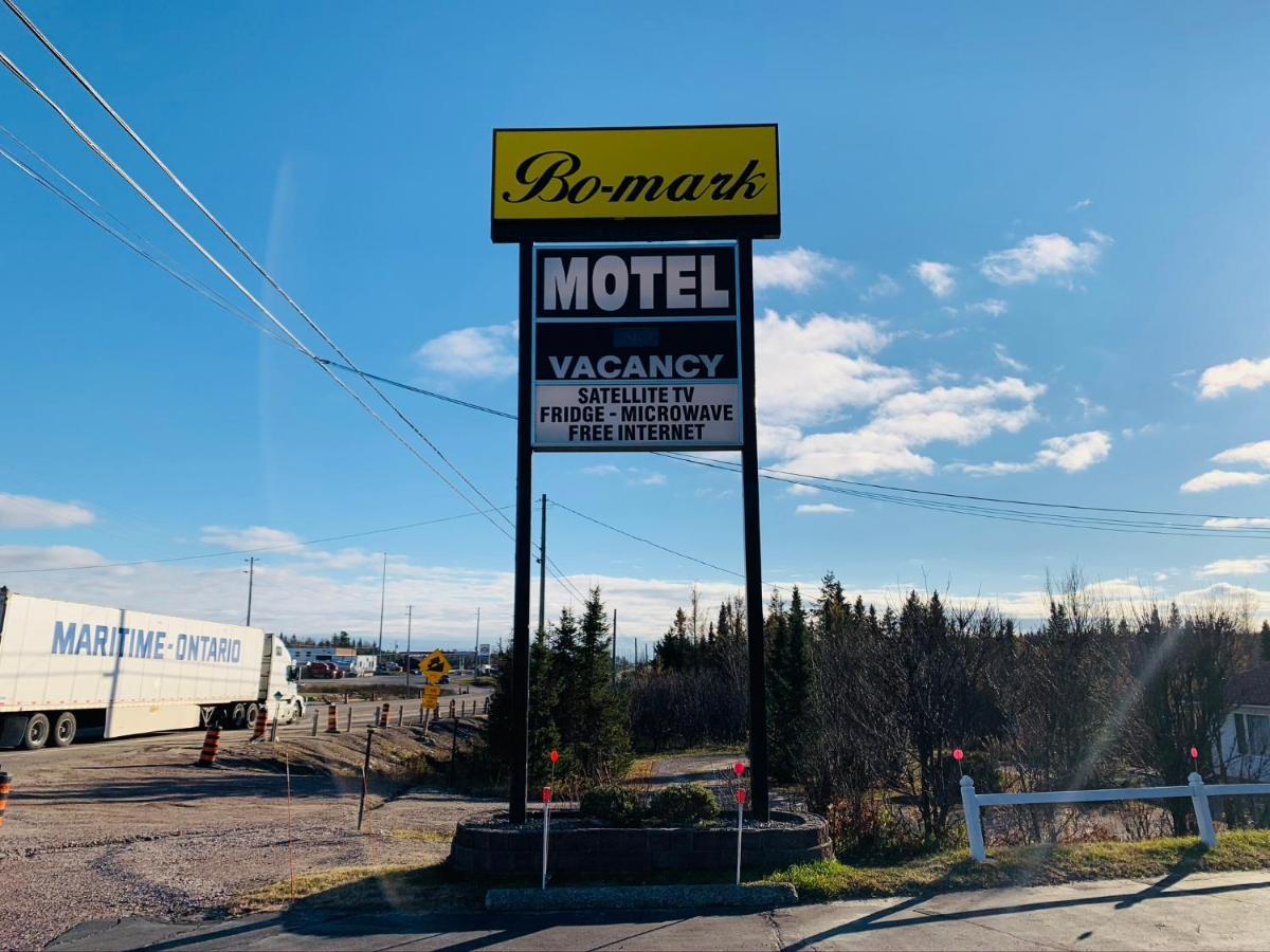 Bo-Mark Motel North Bay Exterior photo